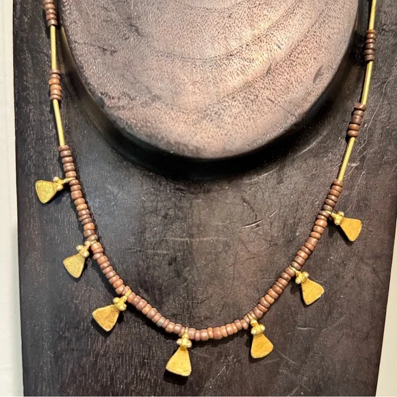 Pre-Colombian Gold and Wood Beaded Necklace - Picture 3 of 6